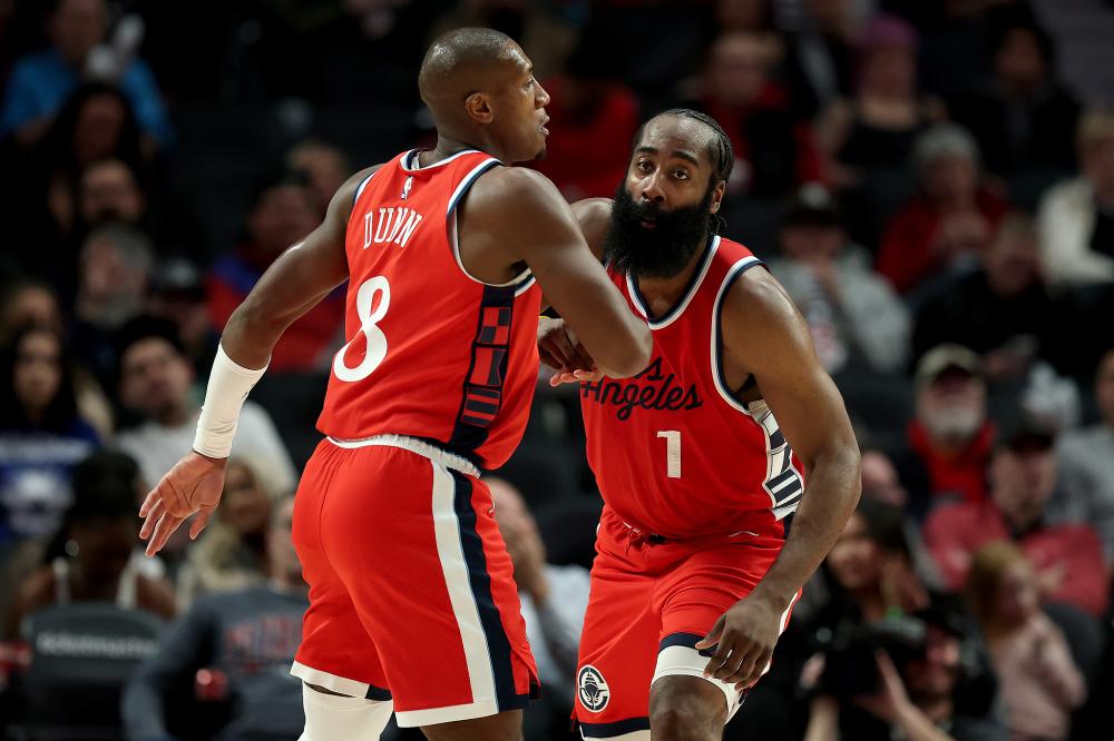 传球和防守 传球和防守