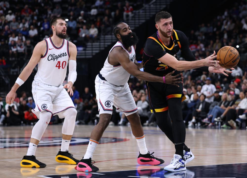 保证防守稳 保证防守稳