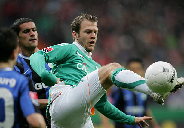 场上屡创佳 场上屡创佳